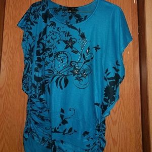 Women's blouse size XL